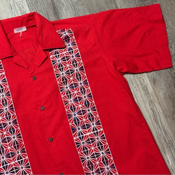 Reclaimed Vintage Other - Vintage western bowling style button shirt men’s red size L vintage
